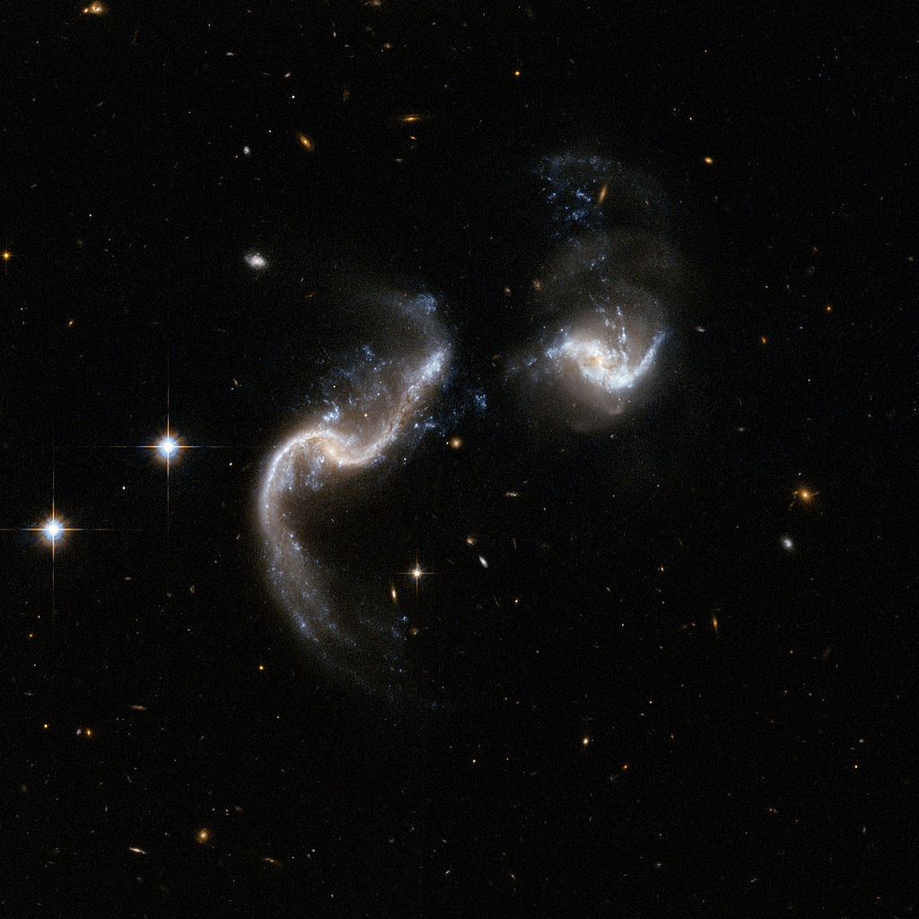 Hubble Interacting Galaxy Arp 256 
(2008-04-24)