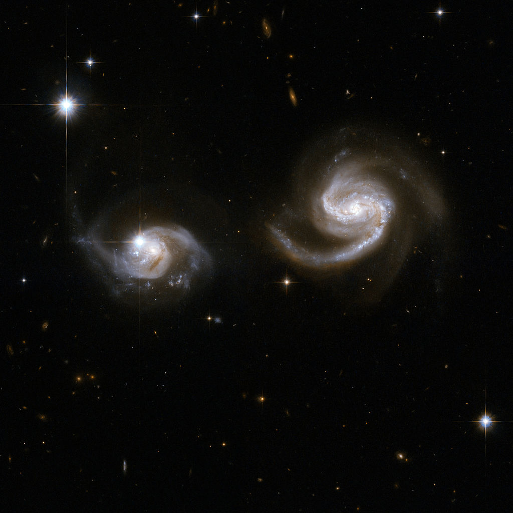 Hubble Interacting Galaxy NGC 6786