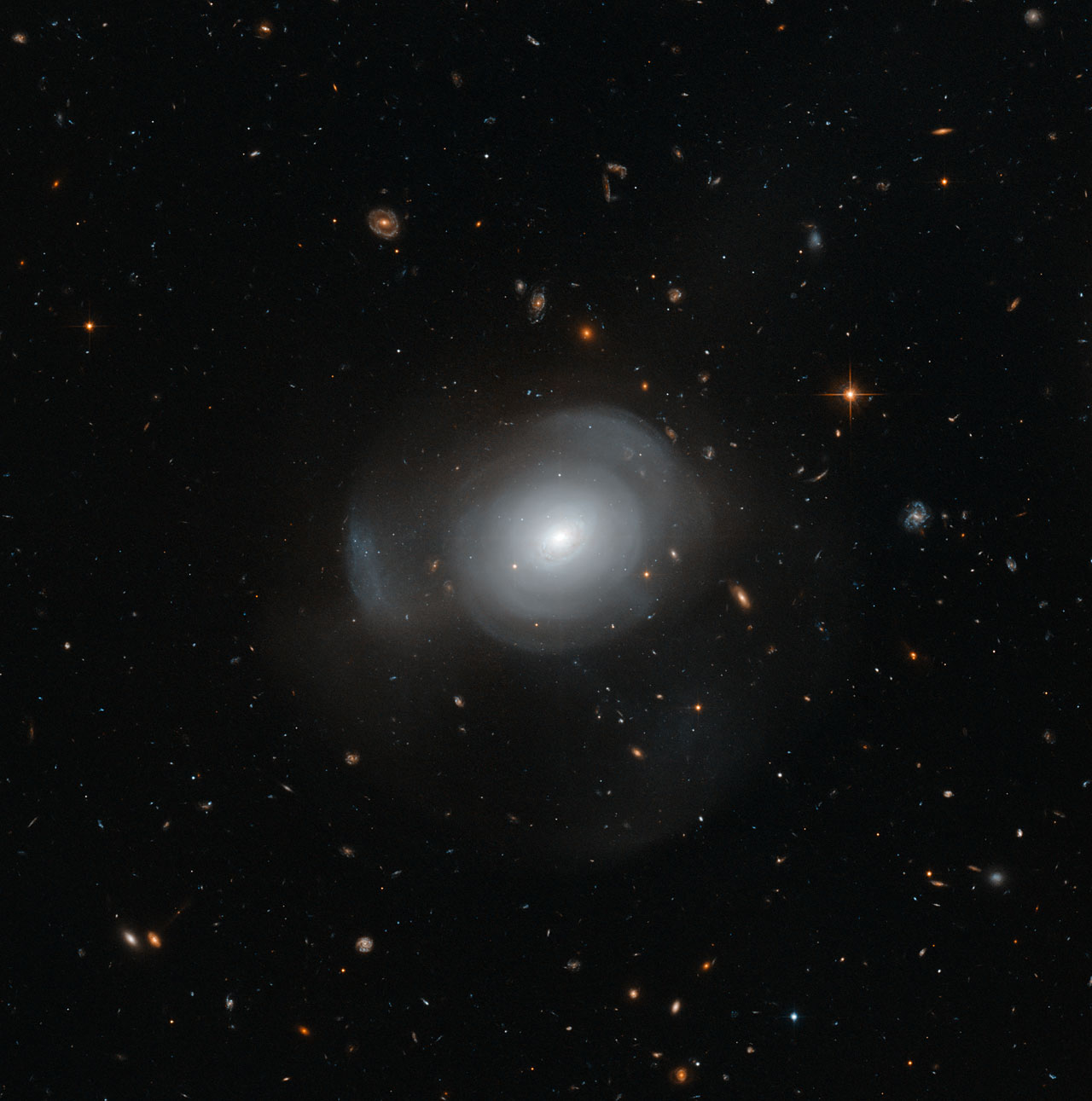 PGC 6240 (elliptical galaxy)